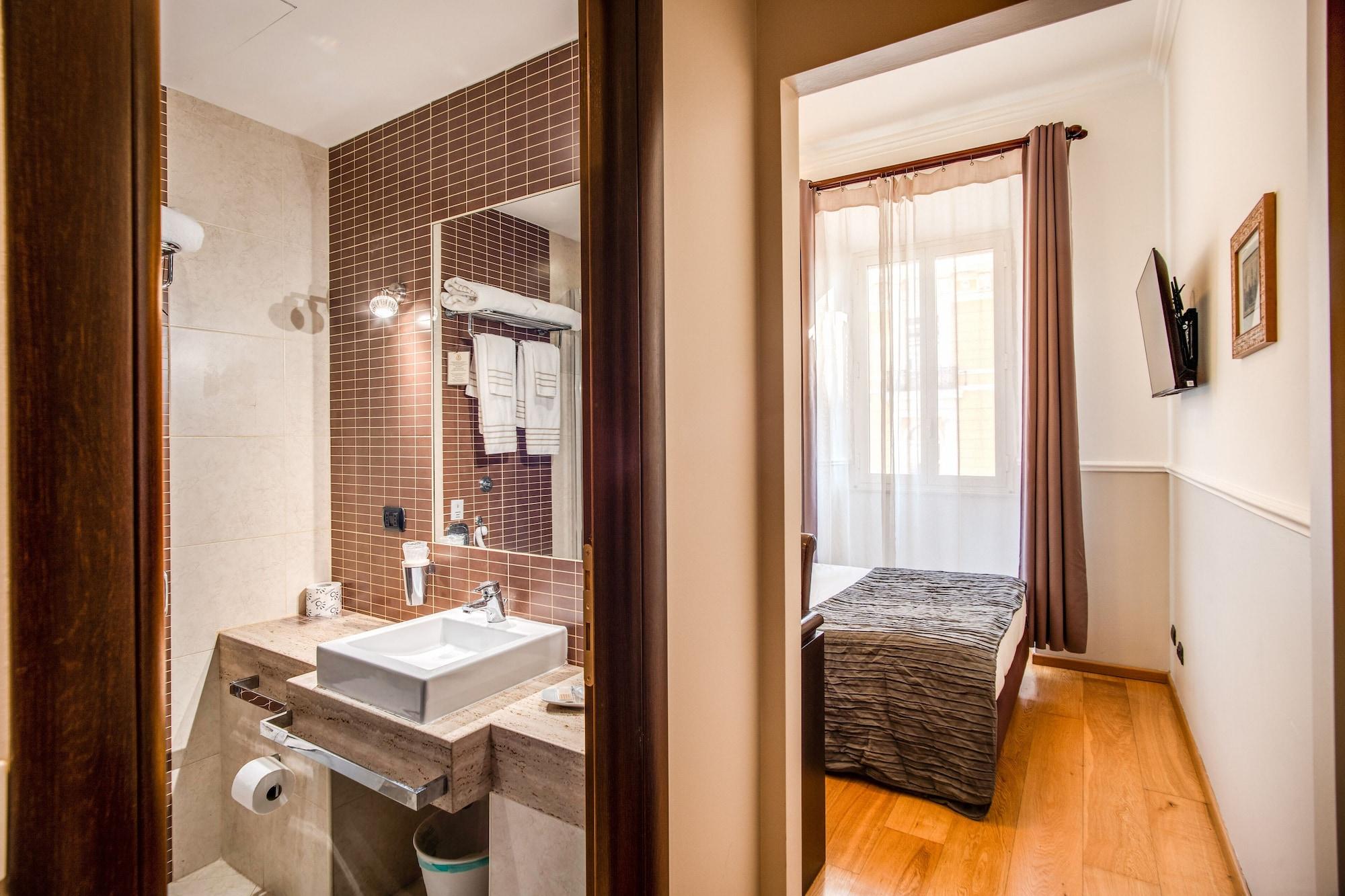 Hotel Everest Inn Рим Екстериор снимка