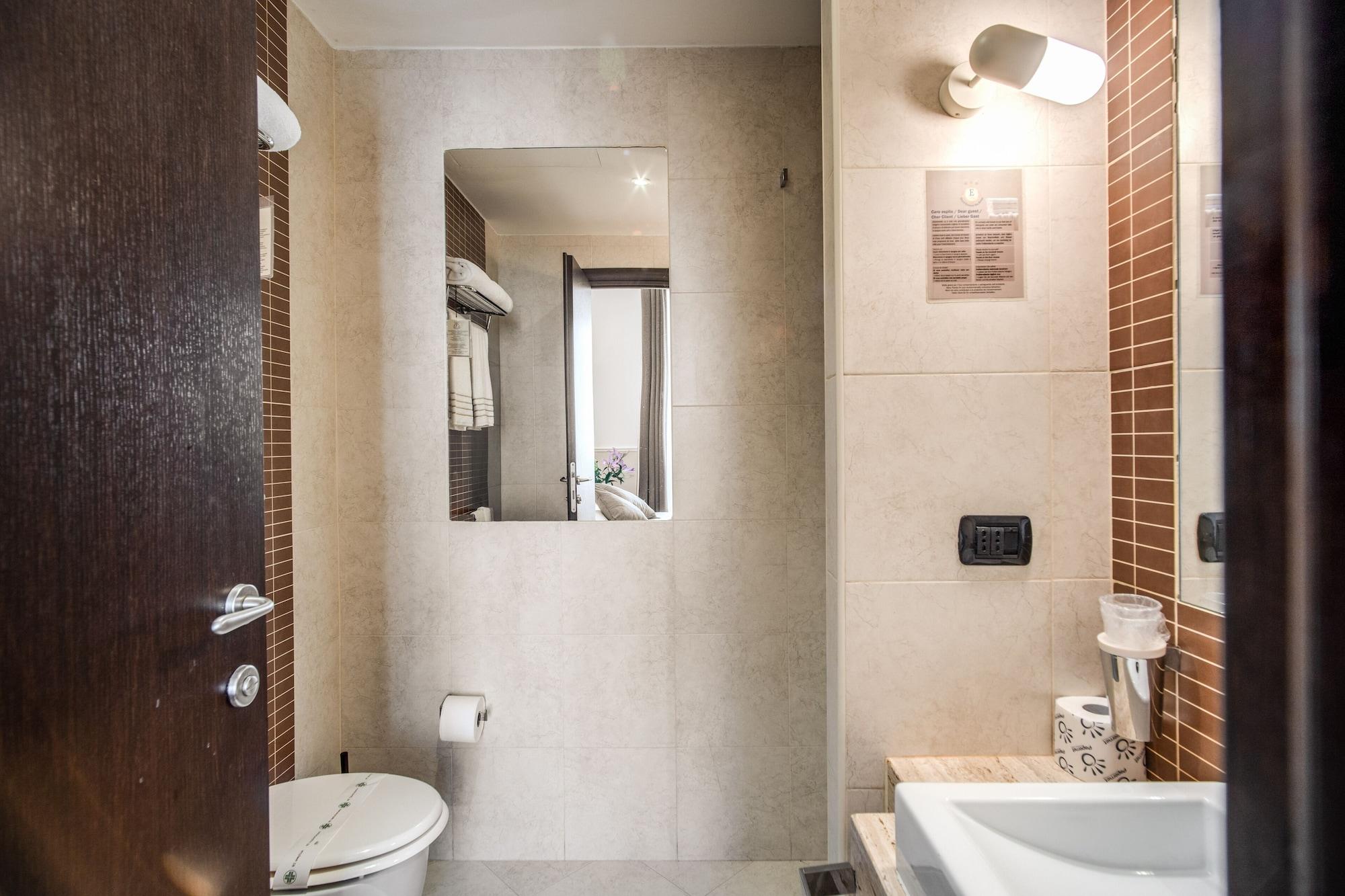 Hotel Everest Inn Рим Екстериор снимка